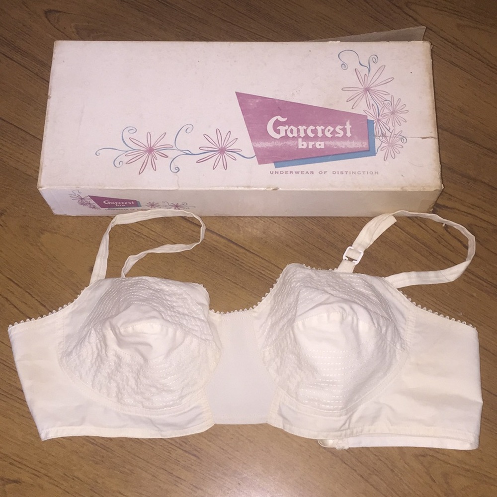 34c bullet cone vintage pin-up bra Garcrest cotton